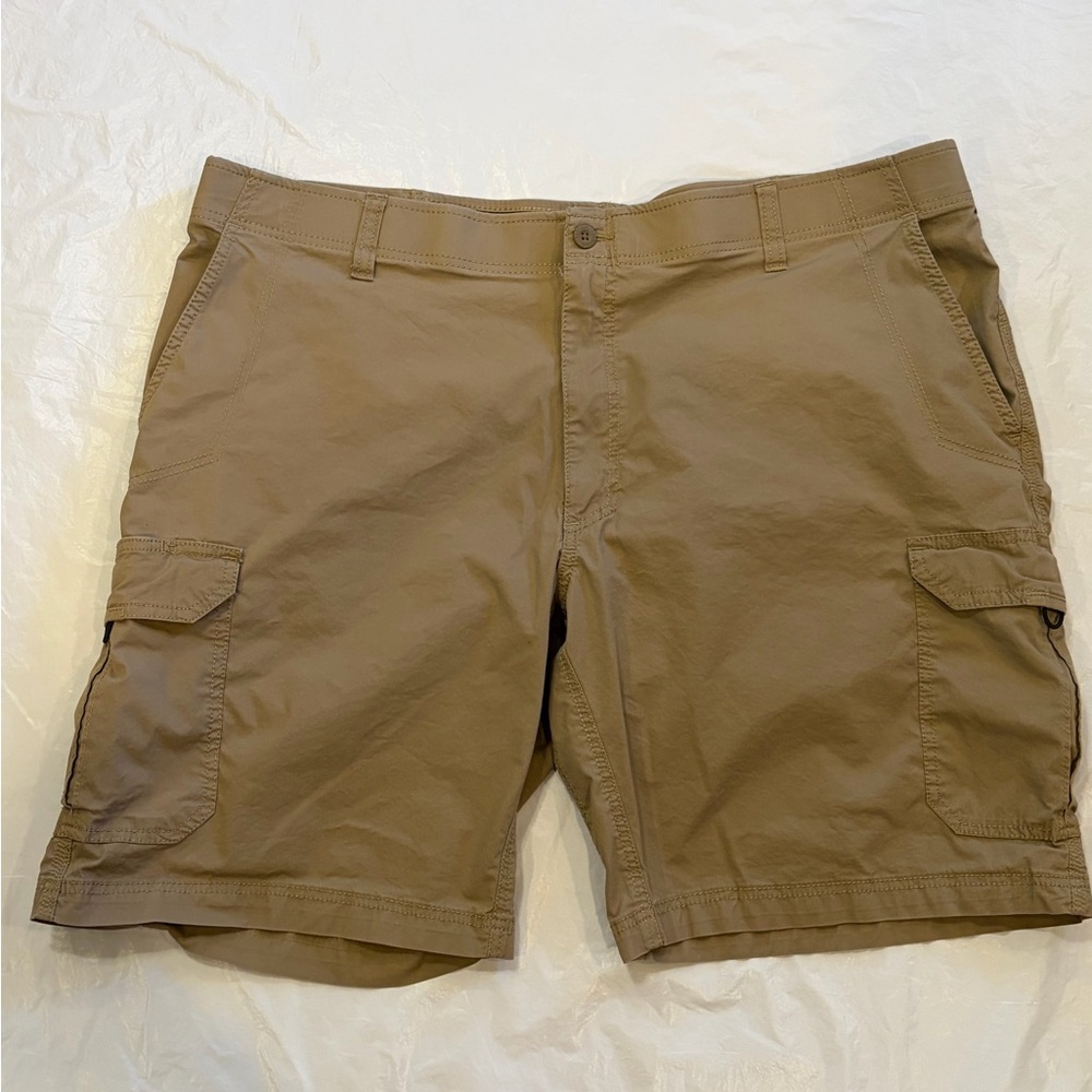 Lee Shorts Men's 46x10 Tan Cargo Shorts